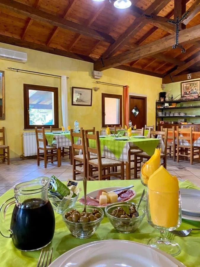 Agriturismo Su Niu Uta Ngoại thất bức ảnh